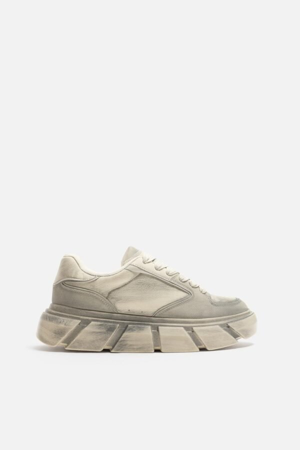 CHUNKY STYLISHED SOLE SNEAKERS